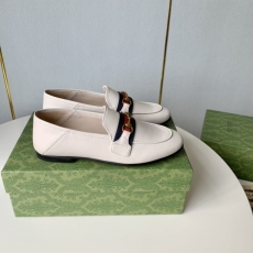 Gucci Low Shoes